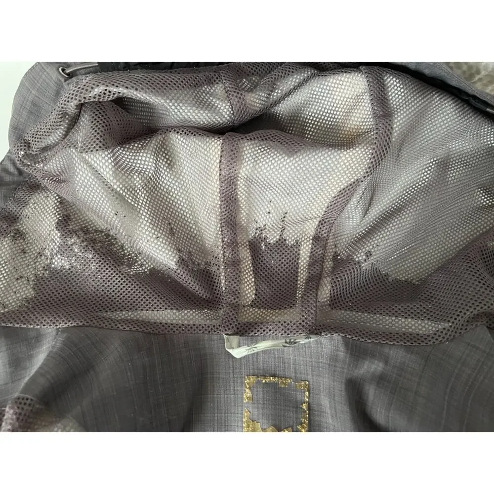 Athleta see photos